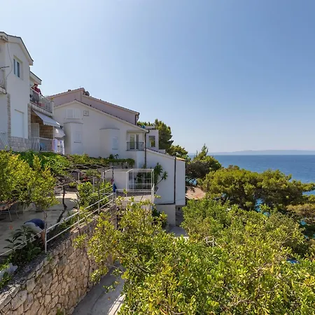 By The Sea Bratus, Makarska - 22135 *