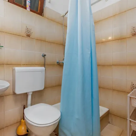 Apartamento By The Sea Bratus, Makarska - 22135