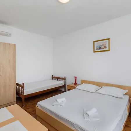 Apartamento By The Sea Bratus, Makarska - 22135 Baška Voda