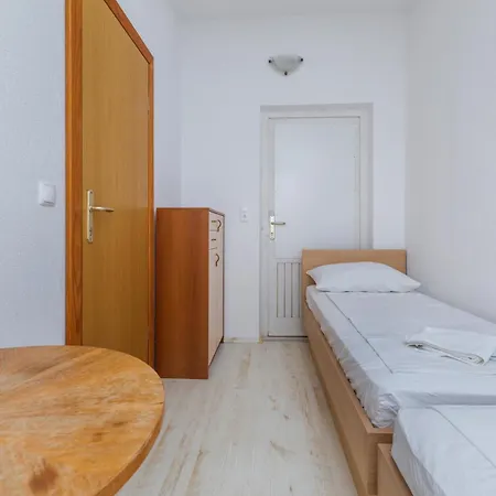 Apartment By The Sea Bratus - Makarska - 22135 Baška Voda