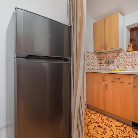 Apartment By The Sea Bratus - Makarska - 22135