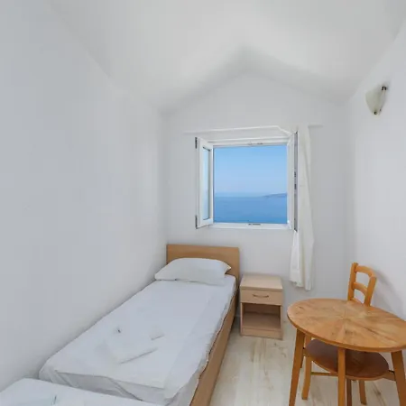 By The Sea Bratus, Makarska - 22135 Apartamento